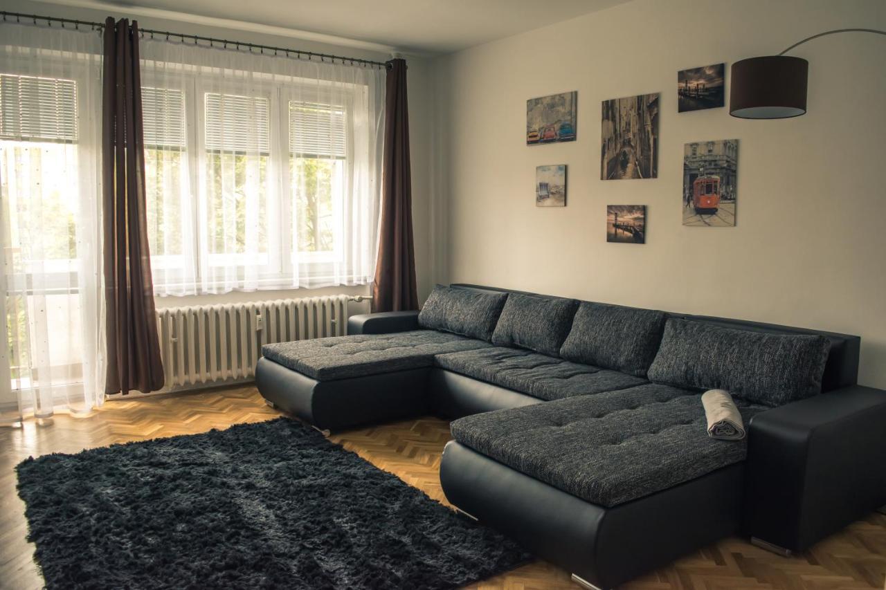 Apartman Jnj Velkomoravska Olmütz Exterior foto