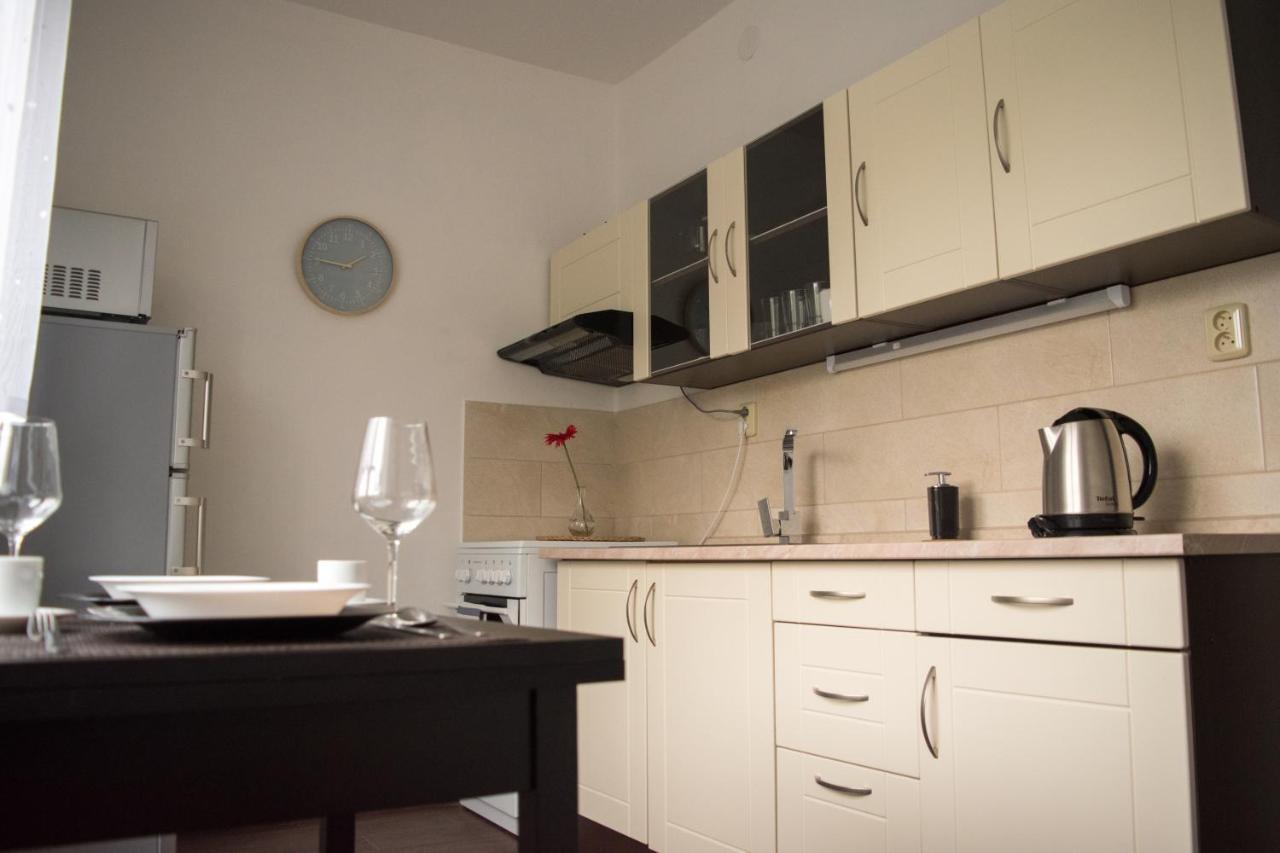 Apartman Jnj Velkomoravska Olmütz Exterior foto